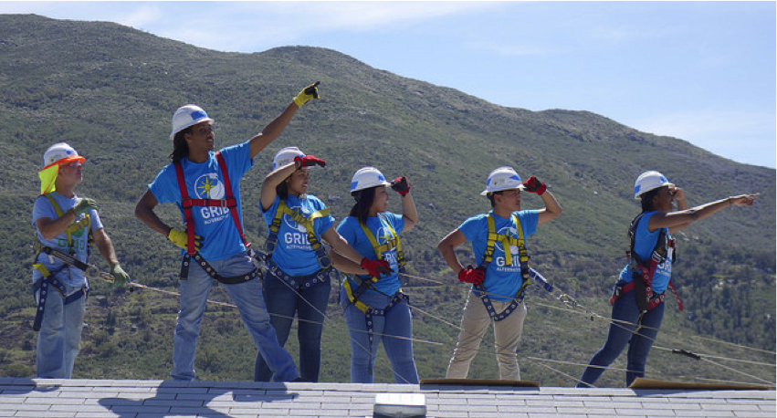 DEEGS majors installing solar roofs during Spring break on San Pasqual Reservation (2017)