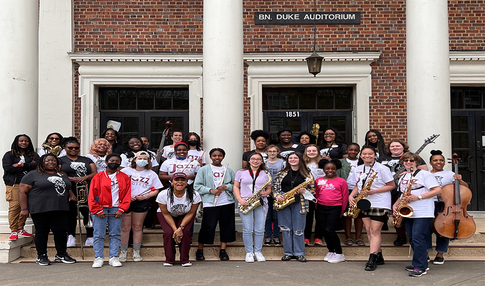 Group photo of the participants of Jazz Girl Day