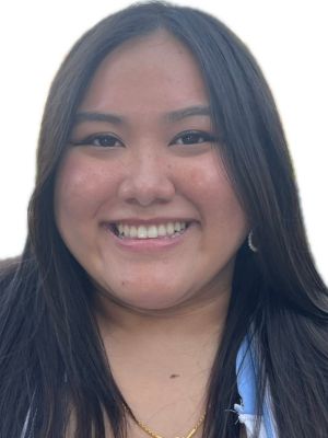 Professional headshot of Gaomomee smiling with long dark hair.