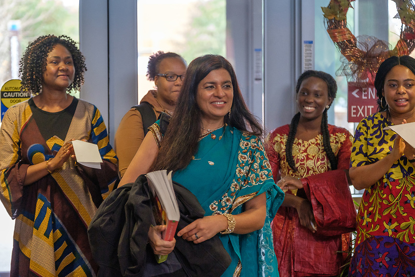 Women in traditional clothes