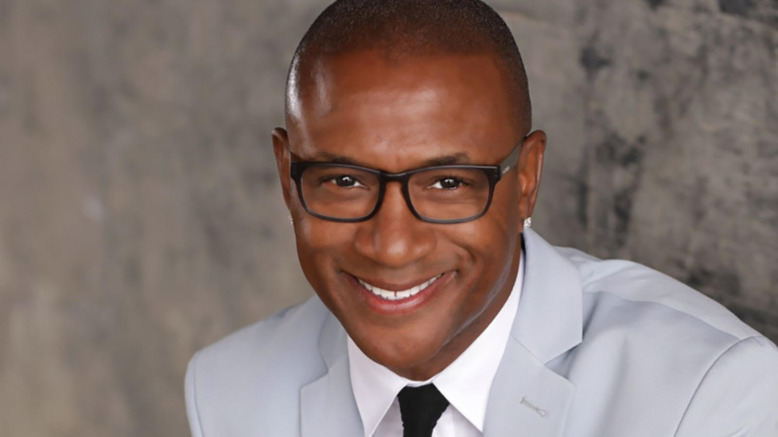 Marcus Anderson Presents L.E.A.P. Talk with Comedian Tommy Davidson ...