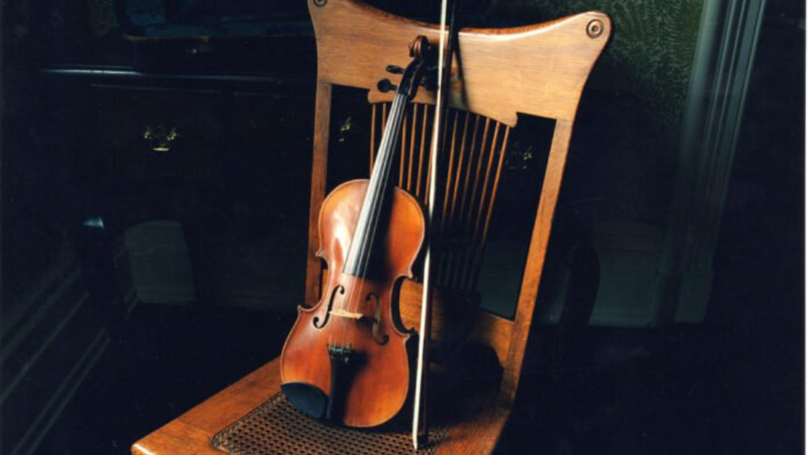 Picture of a violin