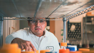 Eduardo Castaneda in lab