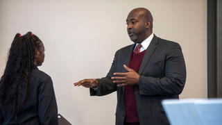 Teacher mentoring student