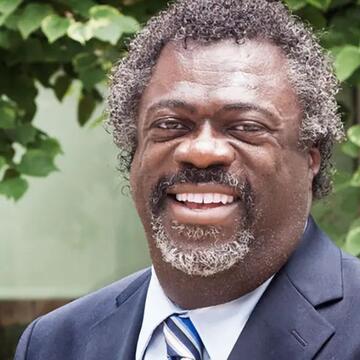 Dr. Ernest Grant headshot