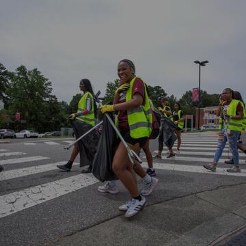 Students are cleaning up the campus